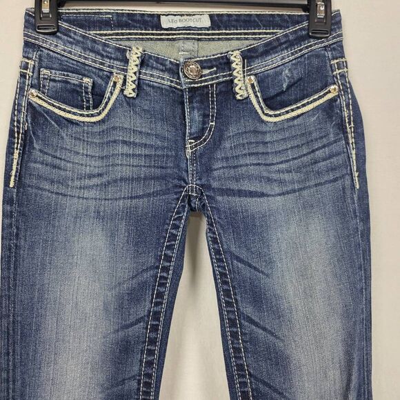 Daytrip Leo Bootcut Jeans Women’s 26R Dark Wash - Picture 2 of 9